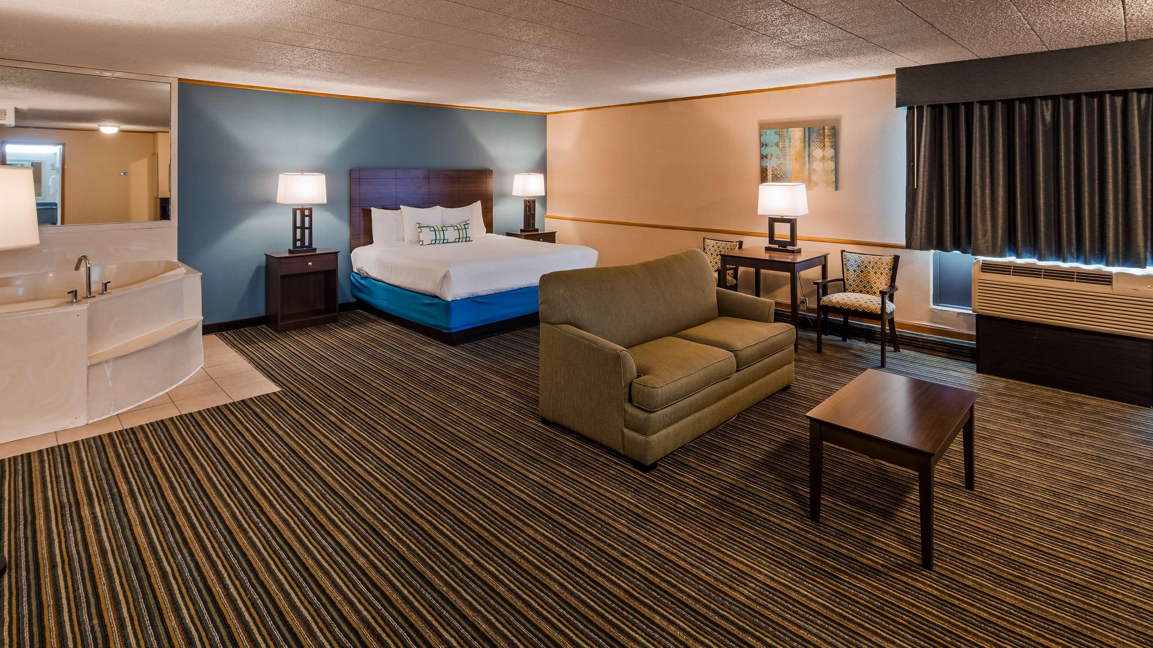 Best Western Woodhaven Inn Dış mekan fotoğraf