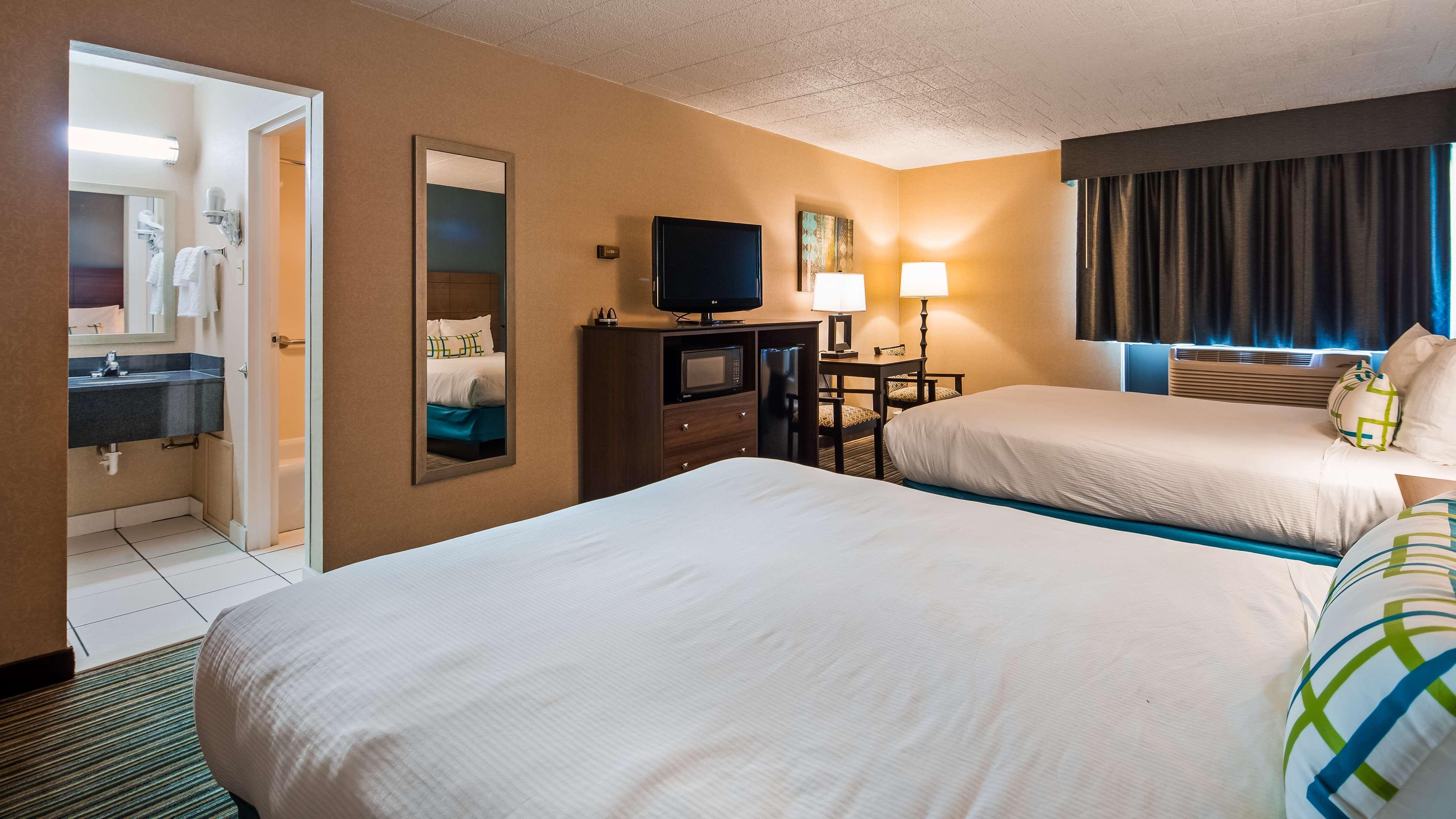 Best Western Woodhaven Inn Dış mekan fotoğraf