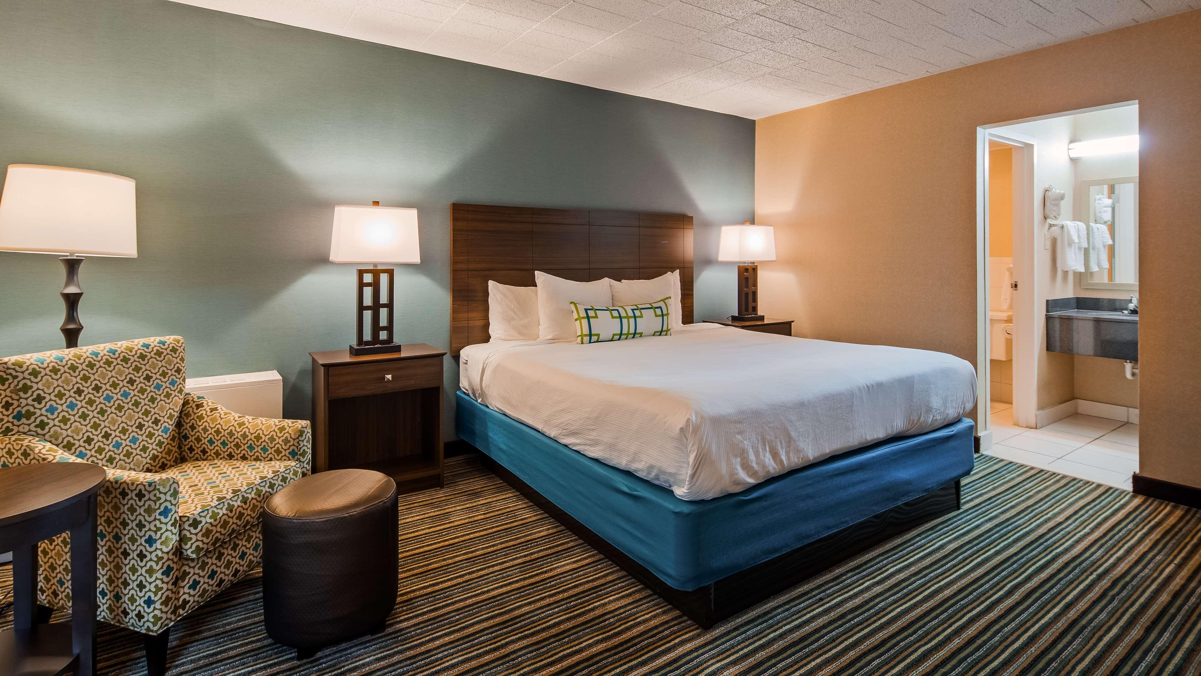 Best Western Woodhaven Inn Dış mekan fotoğraf