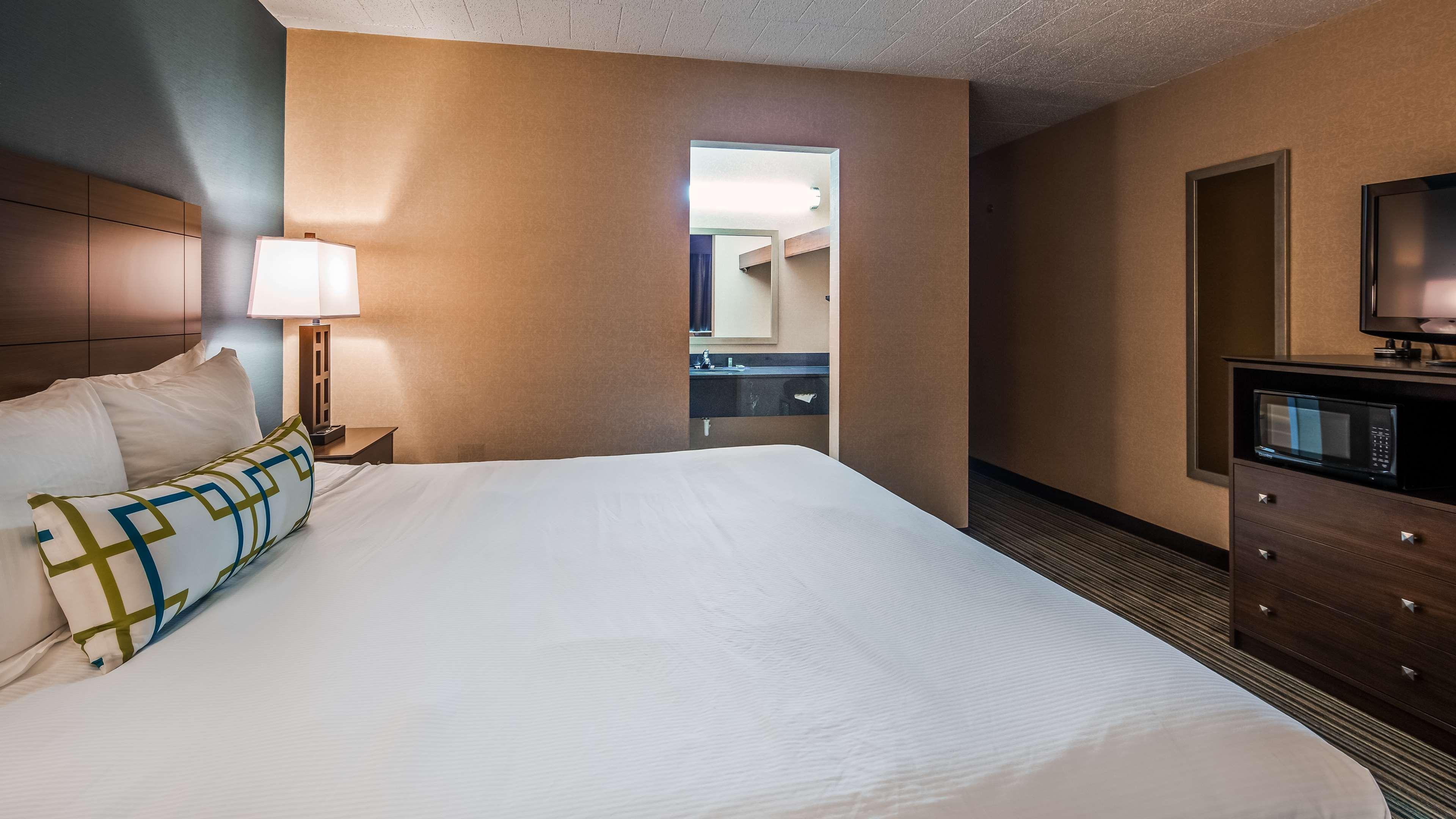 Best Western Woodhaven Inn Dış mekan fotoğraf