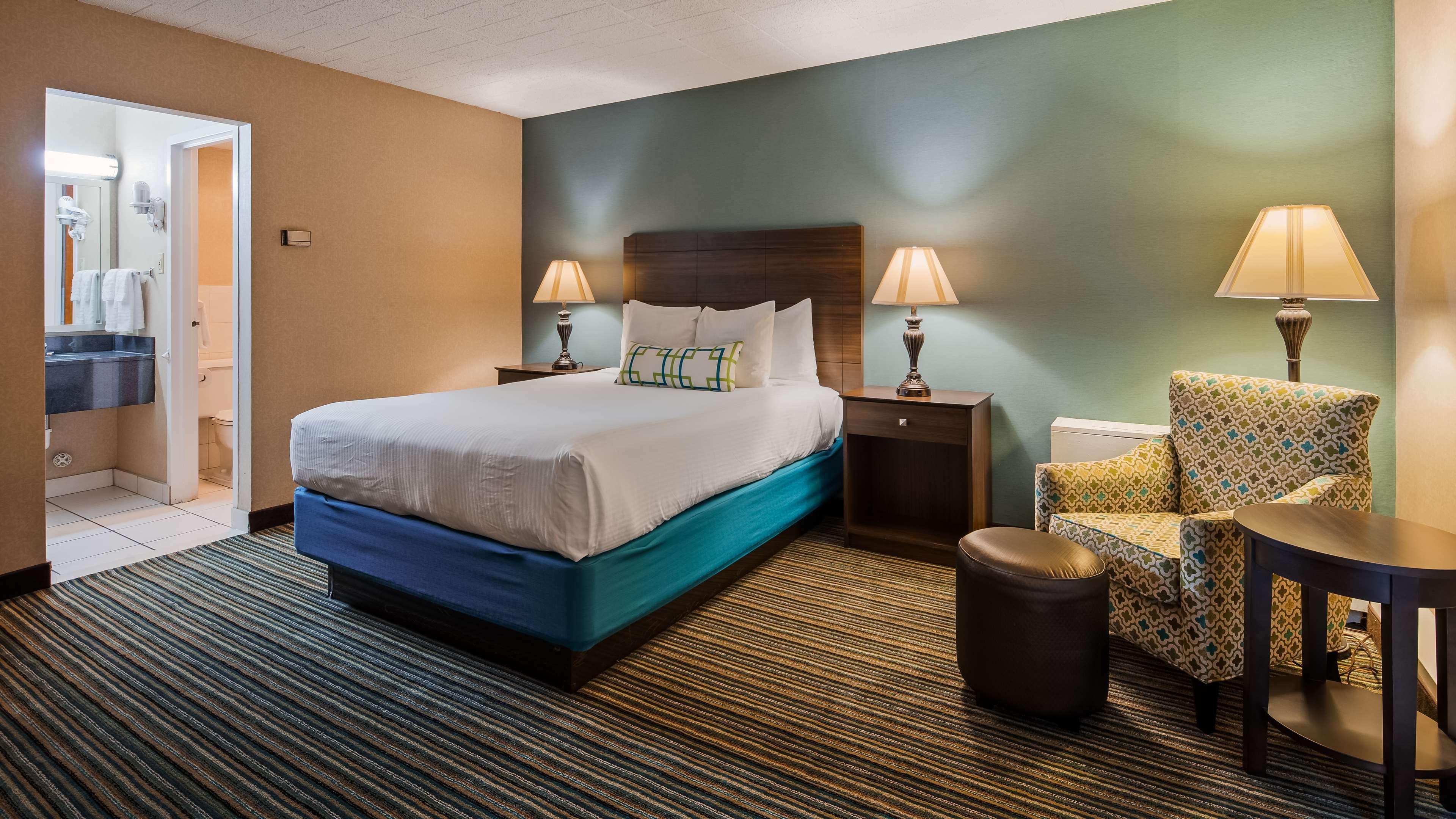Best Western Woodhaven Inn Dış mekan fotoğraf
