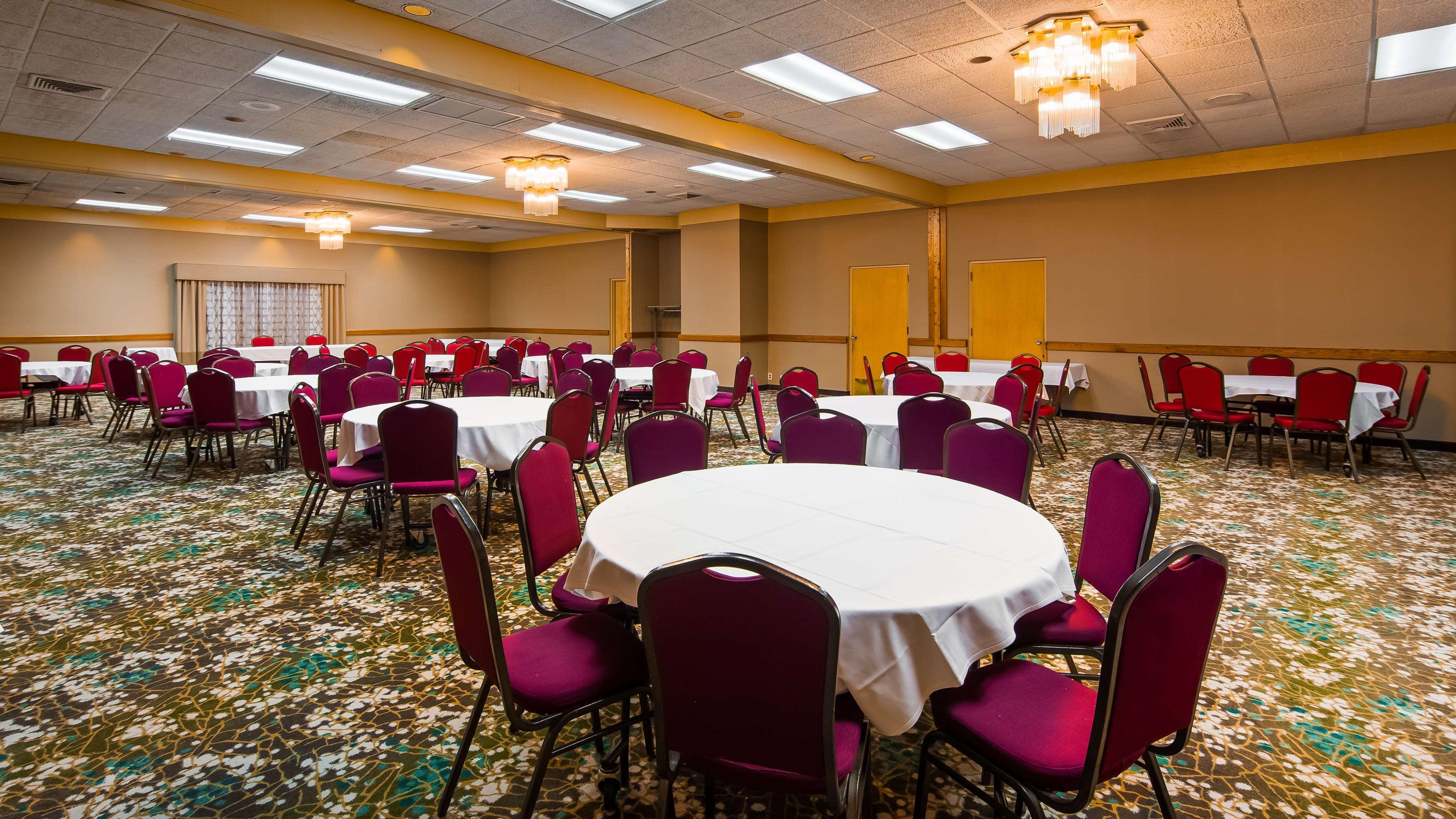 Best Western Woodhaven Inn Dış mekan fotoğraf