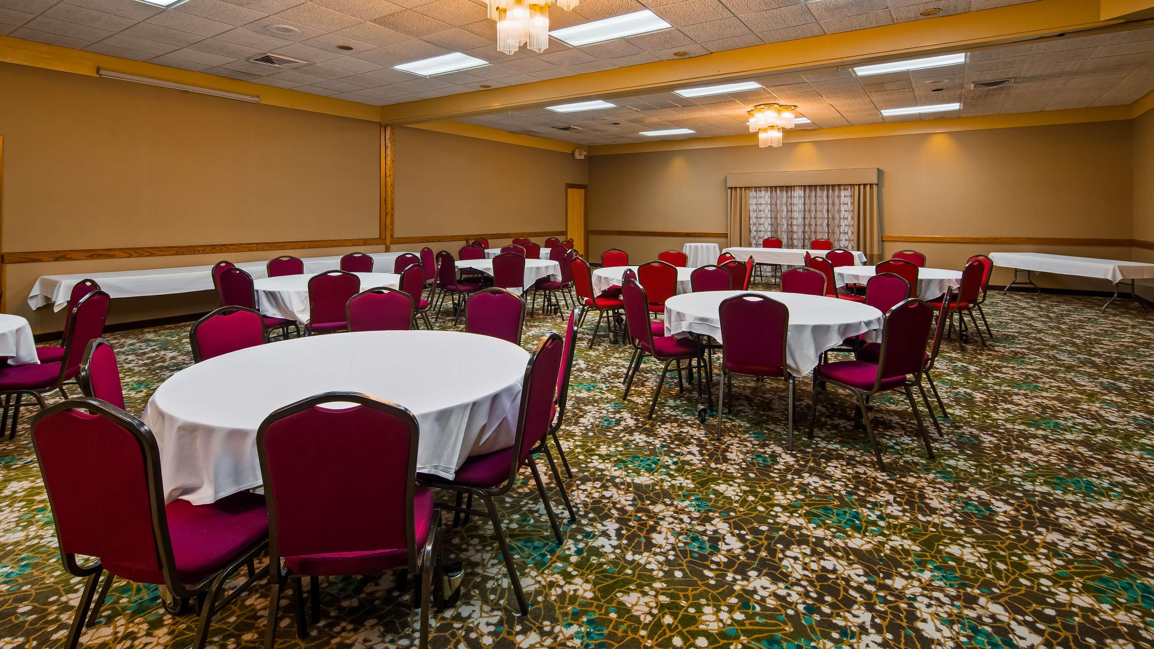 Best Western Woodhaven Inn Dış mekan fotoğraf