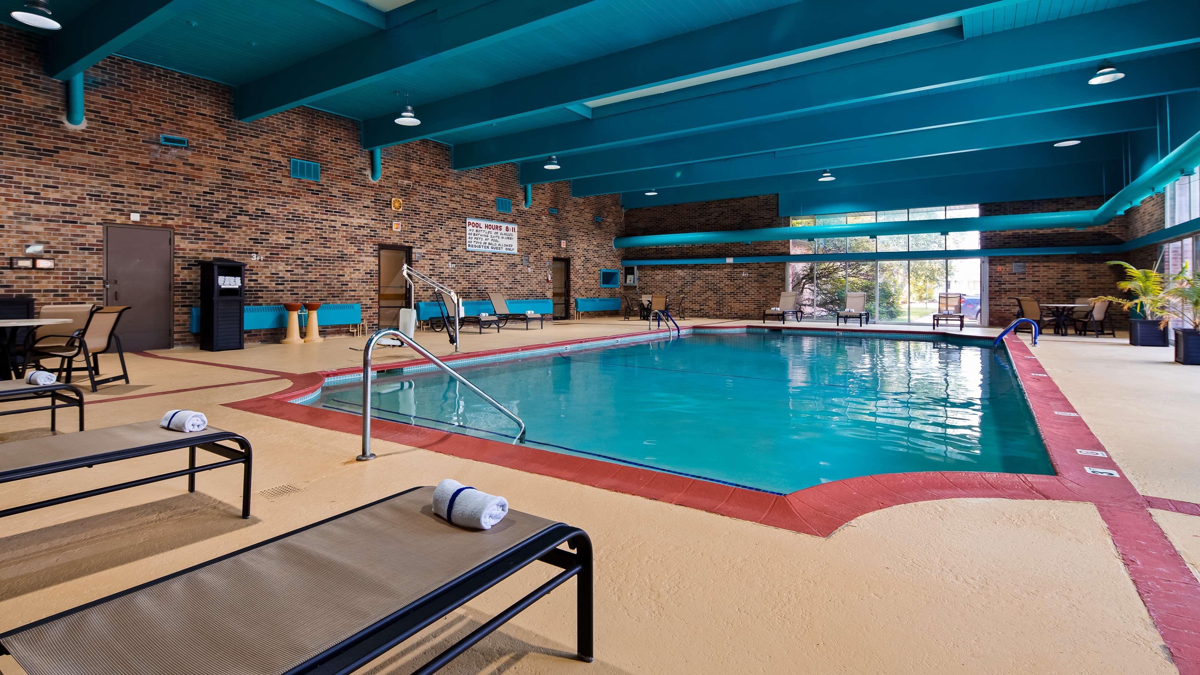 Best Western Woodhaven Inn Dış mekan fotoğraf